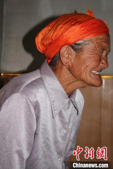 薩仁托婭拍攝的“草原母親”。　薩仁托婭供圖