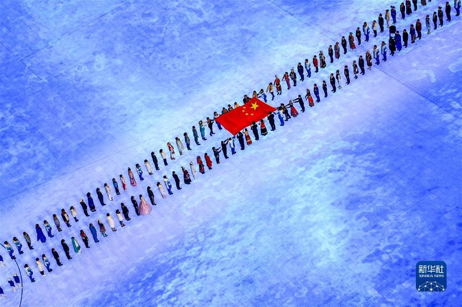 （新華全媒頭條·圖文互動(dòng)）（5）鐘華論：中國(guó)攜手世界 向著春天出發(fā)——寫(xiě)在北京第二十四屆冬季奧林匹克運(yùn)動(dòng)會(huì)閉幕之際