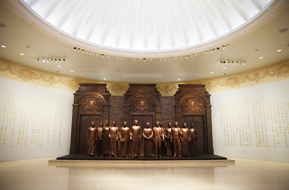 中共一大紀(jì)念館序廳。人民網(wǎng)記者 楊文全攝