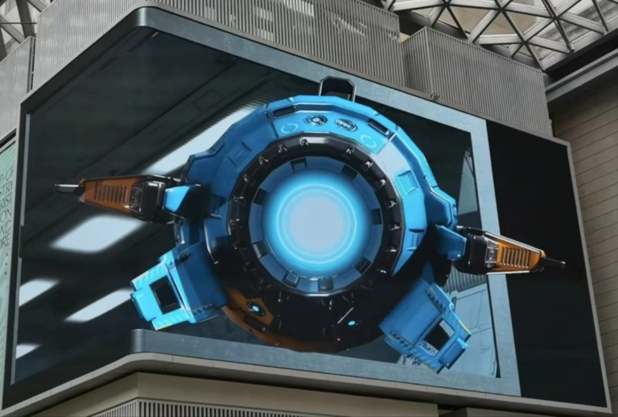 外灘中央內(nèi)庭的裸眼3D大屏。人民網(wǎng) 黃津曉虎攝