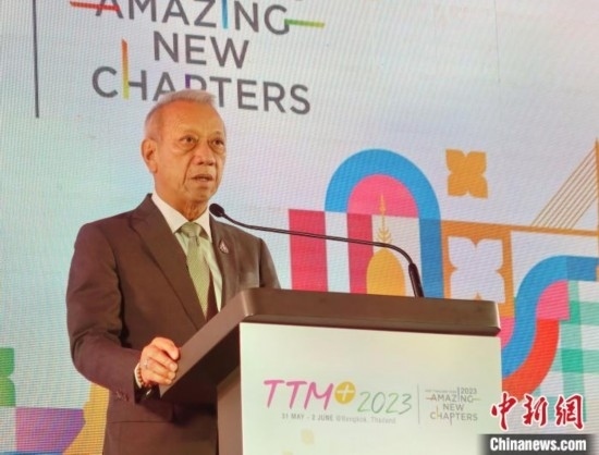 泰國(guó)旅游及體育部部長(zhǎng)皮帕在開(kāi)幕式上致辭。 趙婧楠 攝