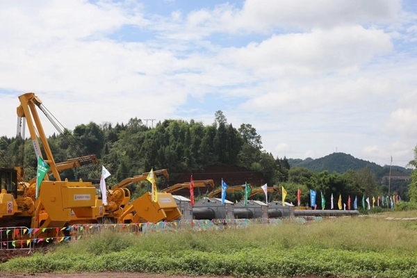 川氣東送二線天然氣管道工程施工現(xiàn)場(chǎng)。受訪者供圖