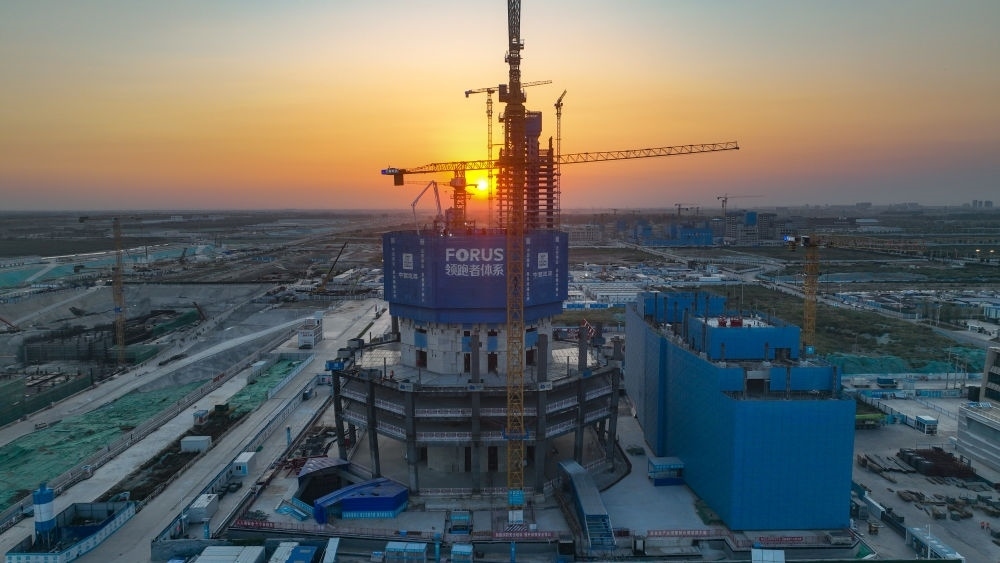 在雄安新區(qū)啟動區(qū)拍攝的中國中化大廈項目（9月21日攝，無人機照片）。新華社記者 張鋮 攝