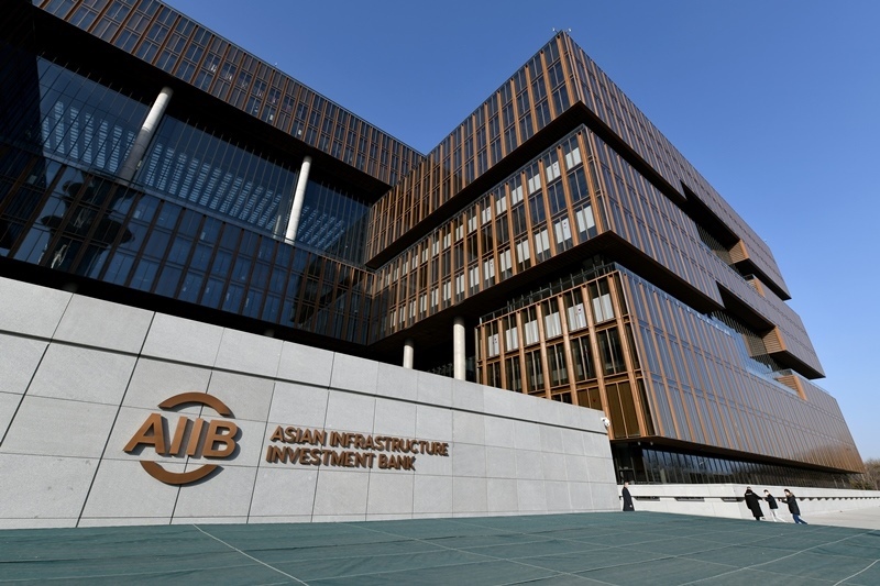 這是位于北京朝陽區(qū)的亞洲基礎(chǔ)設(shè)施投資銀行總部大樓。