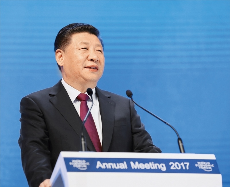 2017年1月17日，習(xí)近平主席在瑞士達沃斯國際會議中心出席世界經(jīng)濟論壇2017年年會開幕式，并發(fā)表題為《共擔(dān)時代責(zé)任 共促全球發(fā)展》的主旨演講。