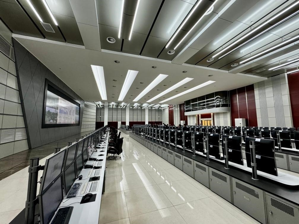 近日拍攝的公司管控中心。新華社記者 胡晨歡 攝