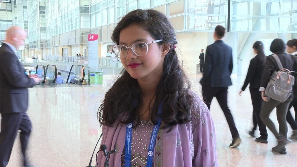 阿里法·沁在參加第三屆“一帶一路”國際合作高峰論壇民心相通專題論壇后接受記者采訪。