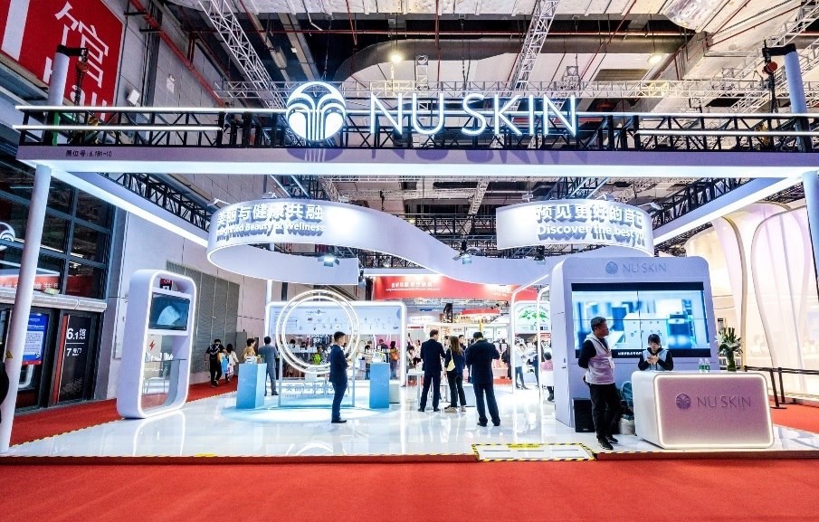 如新展臺(tái)。人民網(wǎng)記者 許維娜攝