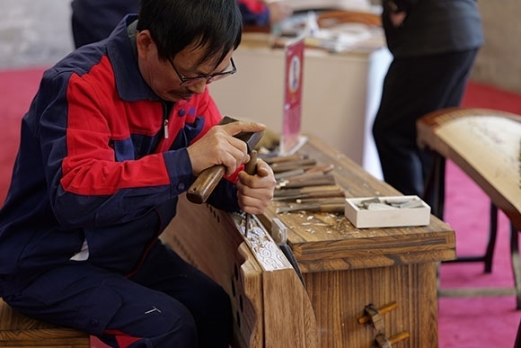 蘭考古箏制作展示。中央音樂學(xué)院供圖