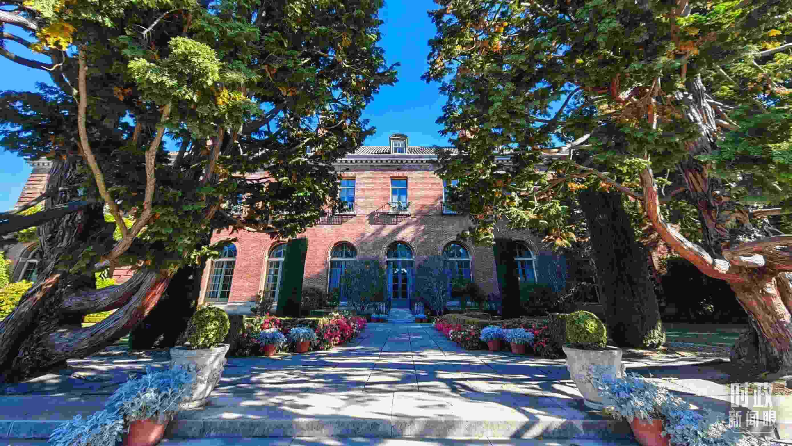 中美元首會晤在斐洛里莊園舉行。（總臺央視記者張曉鵬拍攝）