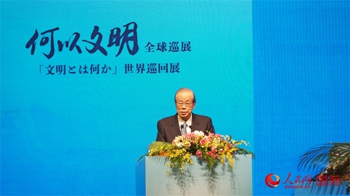 日本前首相福田康夫致辭。人民網(wǎng) 蔣曉辰攝