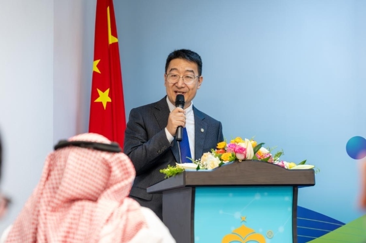 沙特智慧宮語(yǔ)言公司董事長(zhǎng)馬永亮致辭。主辦方供圖