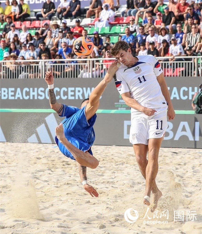 2月15日，意大利隊(duì)對(duì)陣美國(guó)隊(duì)。人民網(wǎng)塔里克·易卜拉欣攝