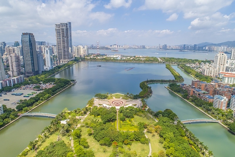 2021年5月15日，廈門，航拍筼筜湖，景色優(yōu)美。