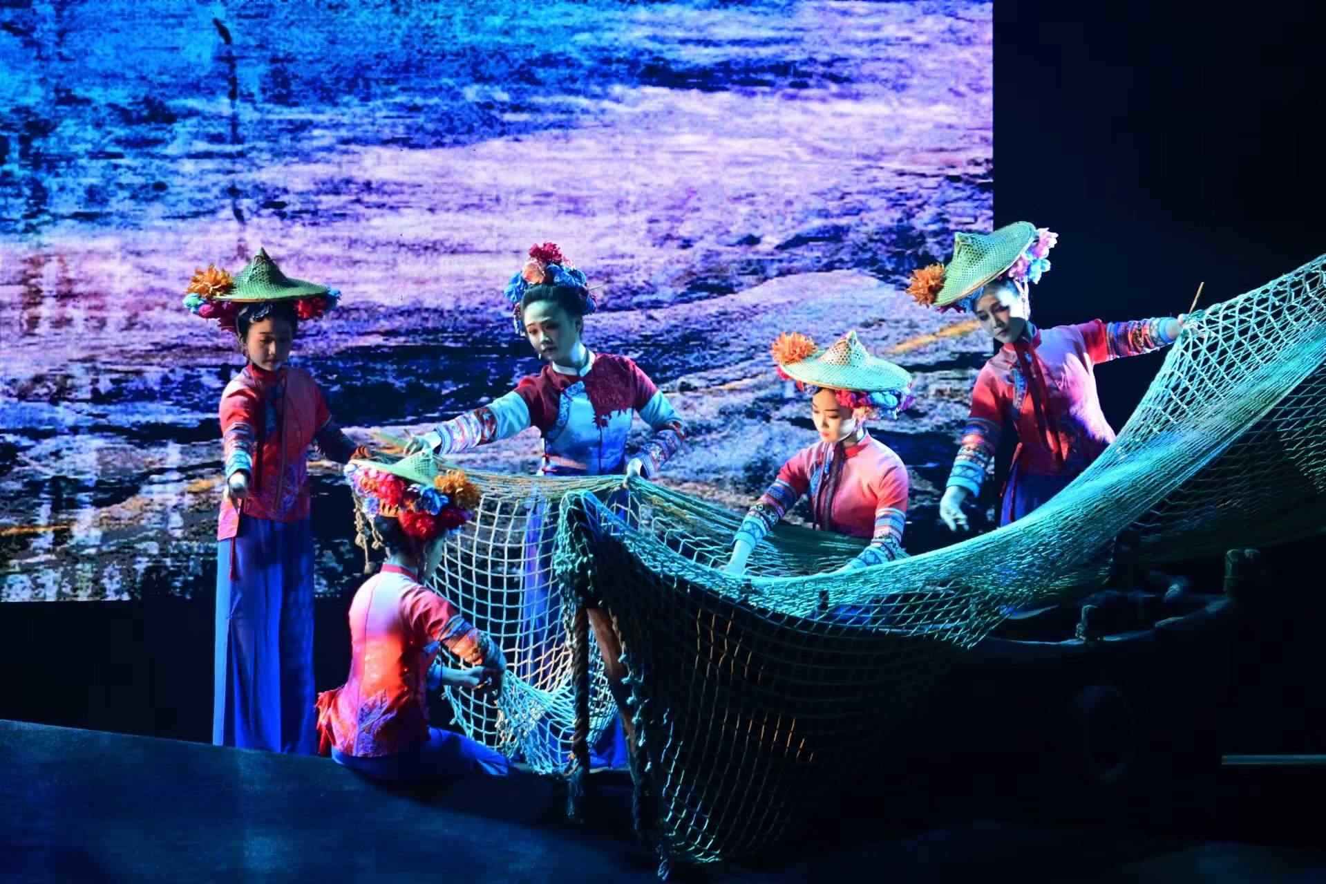 《圍頭新娘》劇照。泉州市高甲戲傳承中心供圖