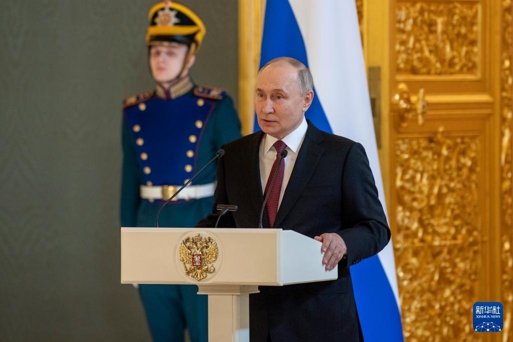 3月20日，俄羅斯總統(tǒng)普京在莫斯科克里姆林宮與其競(jìng)選團(tuán)隊(duì)代表舉行見(jiàn)面會(huì)。新華社記者 曹陽(yáng) 攝