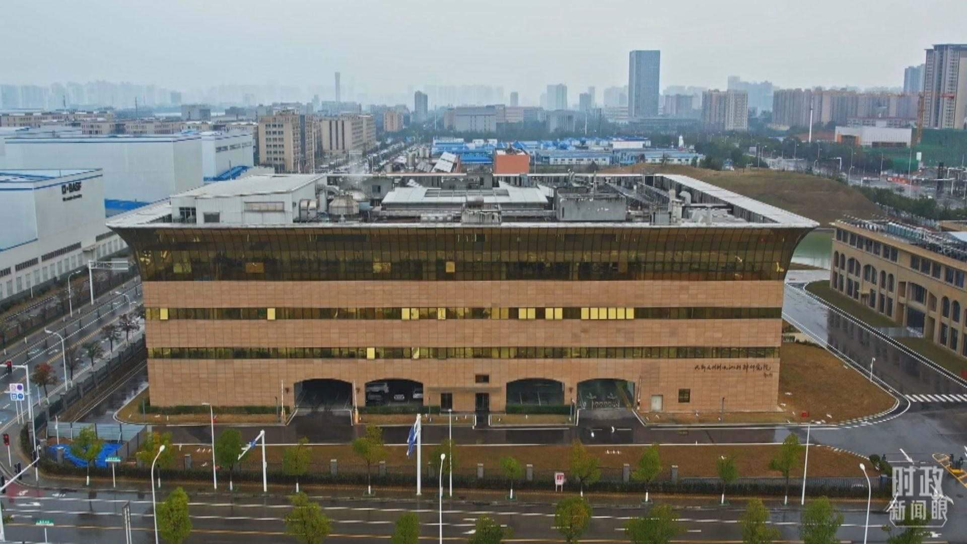 △巴斯夫杉杉電池材料有限公司。（總臺(tái)記者陳稼、楊侃拍攝）