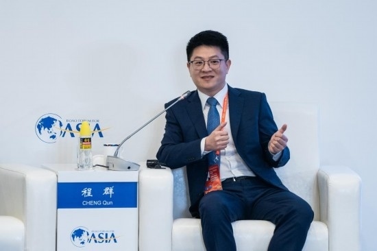 3月27日，猿輔導(dǎo)集團副總裁、人工智能研究院院長程群在分論壇上發(fā)言。新華社記者 曹夢瑤 攝