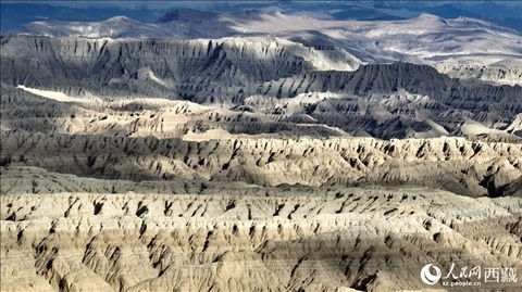 西藏阿里地區(qū)札達(dá)土林國(guó)家地質(zhì)公園。人民網(wǎng)記者 次仁羅布攝