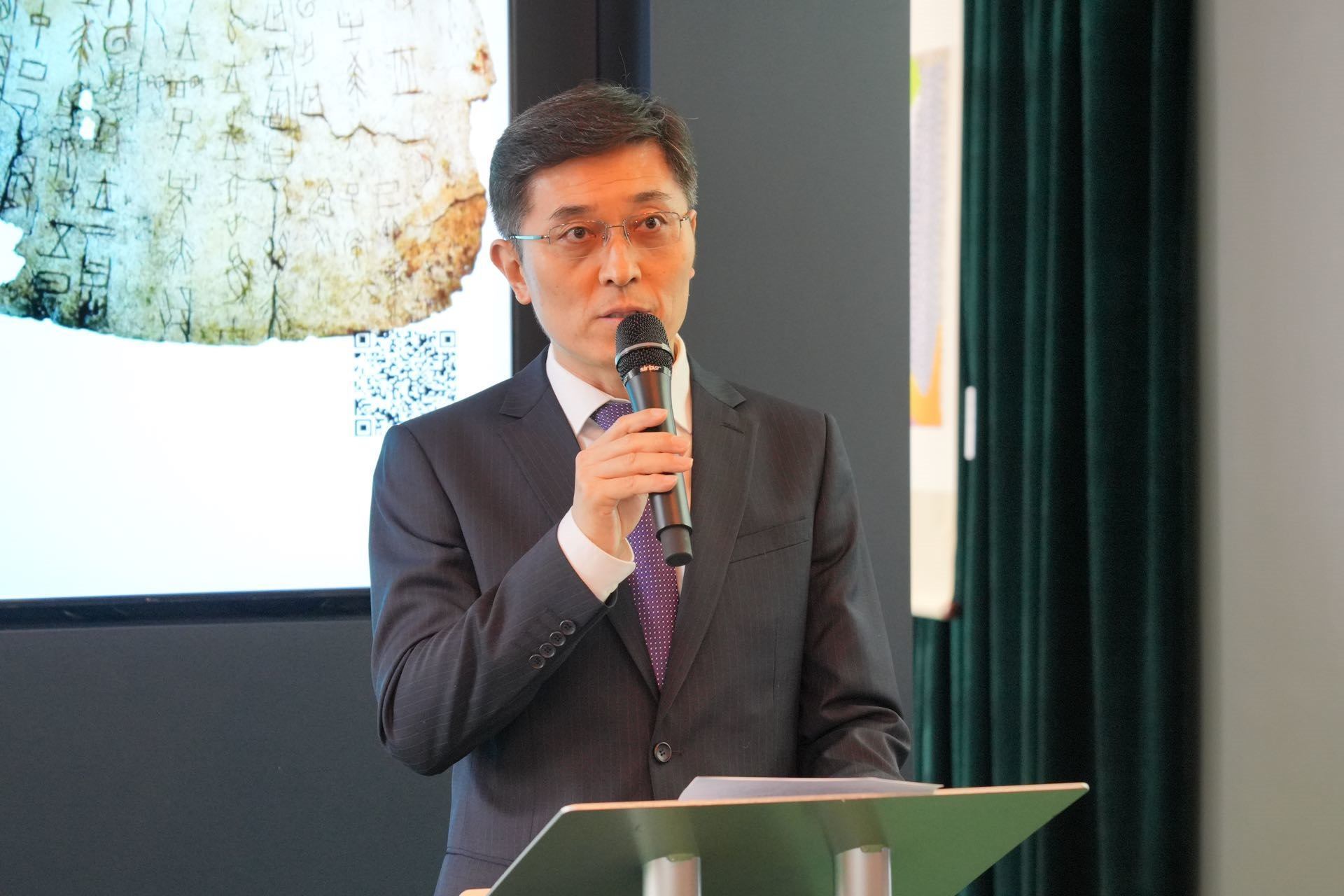 中國駐英國使館公使楊曉光致辭。主辦方供圖