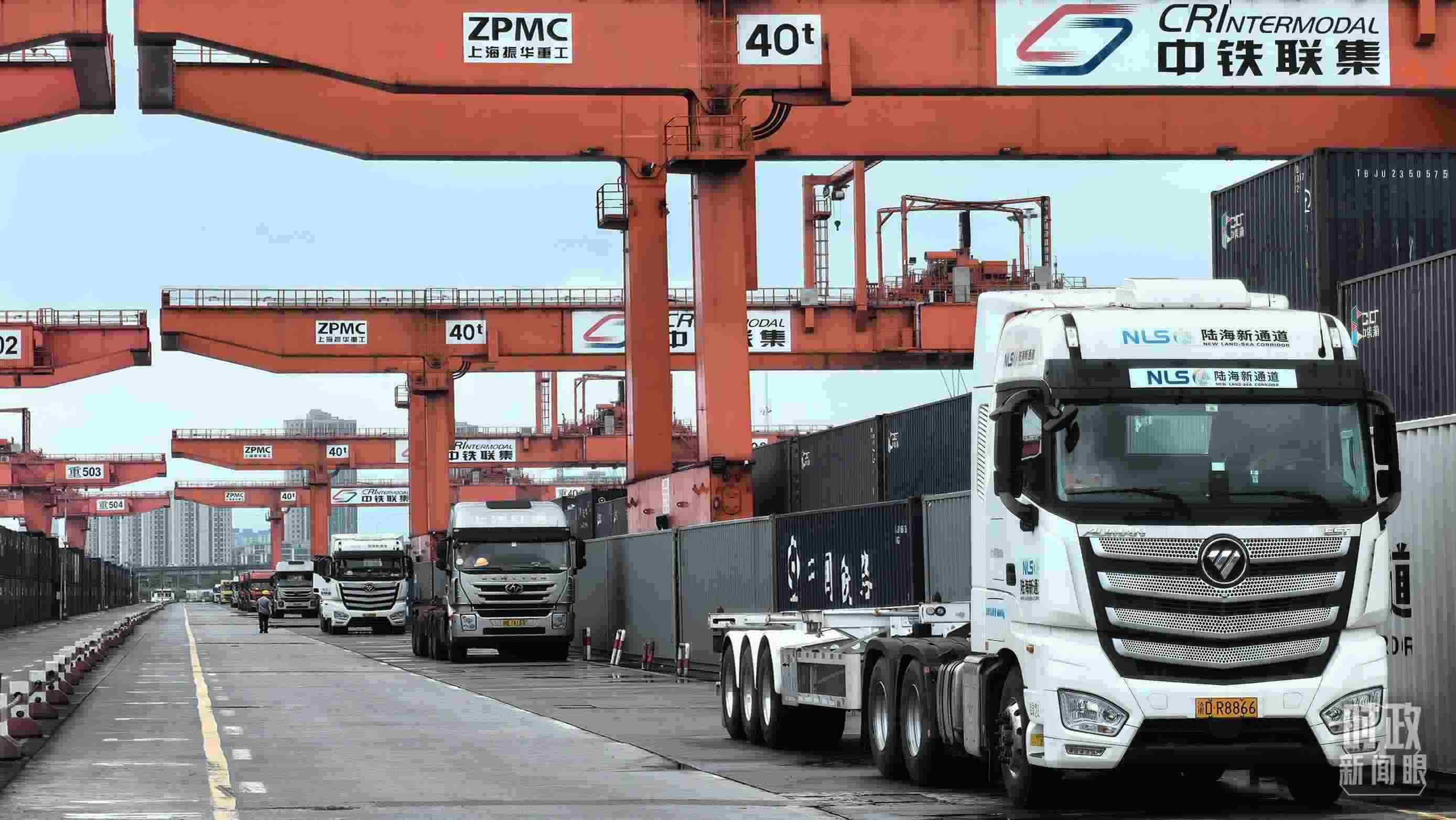 △重慶國際物流樞紐園區(qū)。（總臺央視記者趙化拍攝）