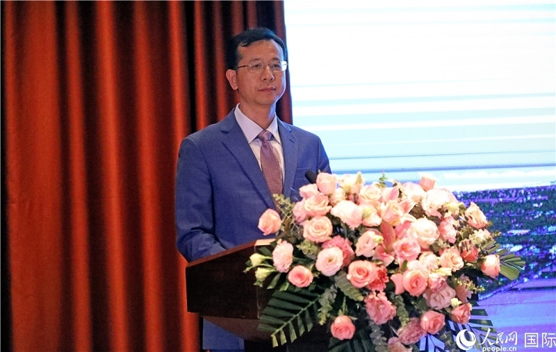 外交部外事管理司副司長(zhǎng)姚紹俊在宣介會(huì)上致辭。人民網(wǎng)記者趙益普