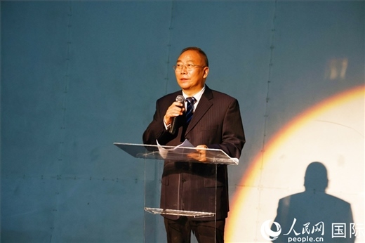 四川省文化和旅游廳副廳長王成平在活動現(xiàn)場進行旅游推介。人民網(wǎng)記者 陳海琪攝