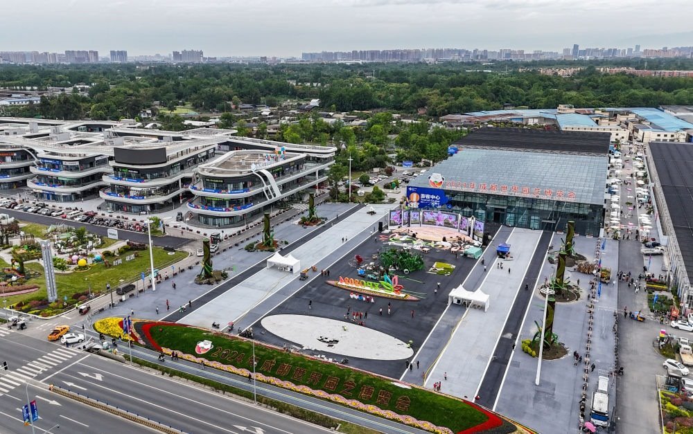 這是2024年4月23日拍攝的成都世園會郫都分會場（無人機(jī)照片）。新華社記者 王曦 攝