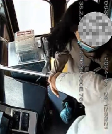 公交車上他一聲大吼！魏杰，好樣的！