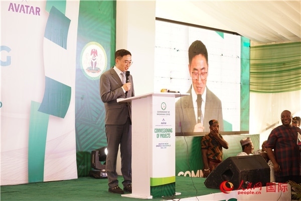 阿凡達新材料有限公司執(zhí)行董事朱興建致辭。人民網(wǎng)記者 姜宣攝