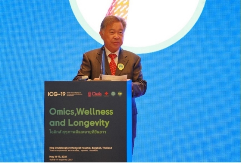 朱拉隆功大學(xué)醫(yī)學(xué)院副院長沃拉蘇克·肖特勒蘇克發(fā)表主旨演講。主辦方供圖