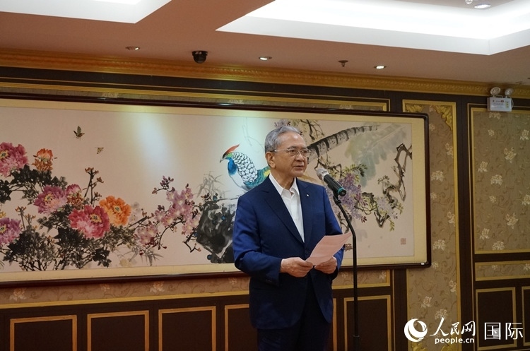 創(chuàng)價學會會長原田稔致辭。