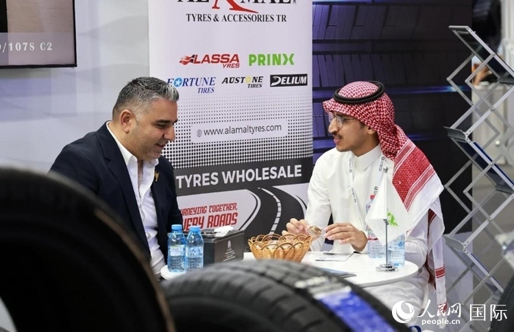 展會(huì)一景。人民網(wǎng)記者 管克江攝