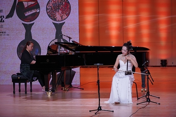 會(huì)議現(xiàn)場。學(xué)校供圖