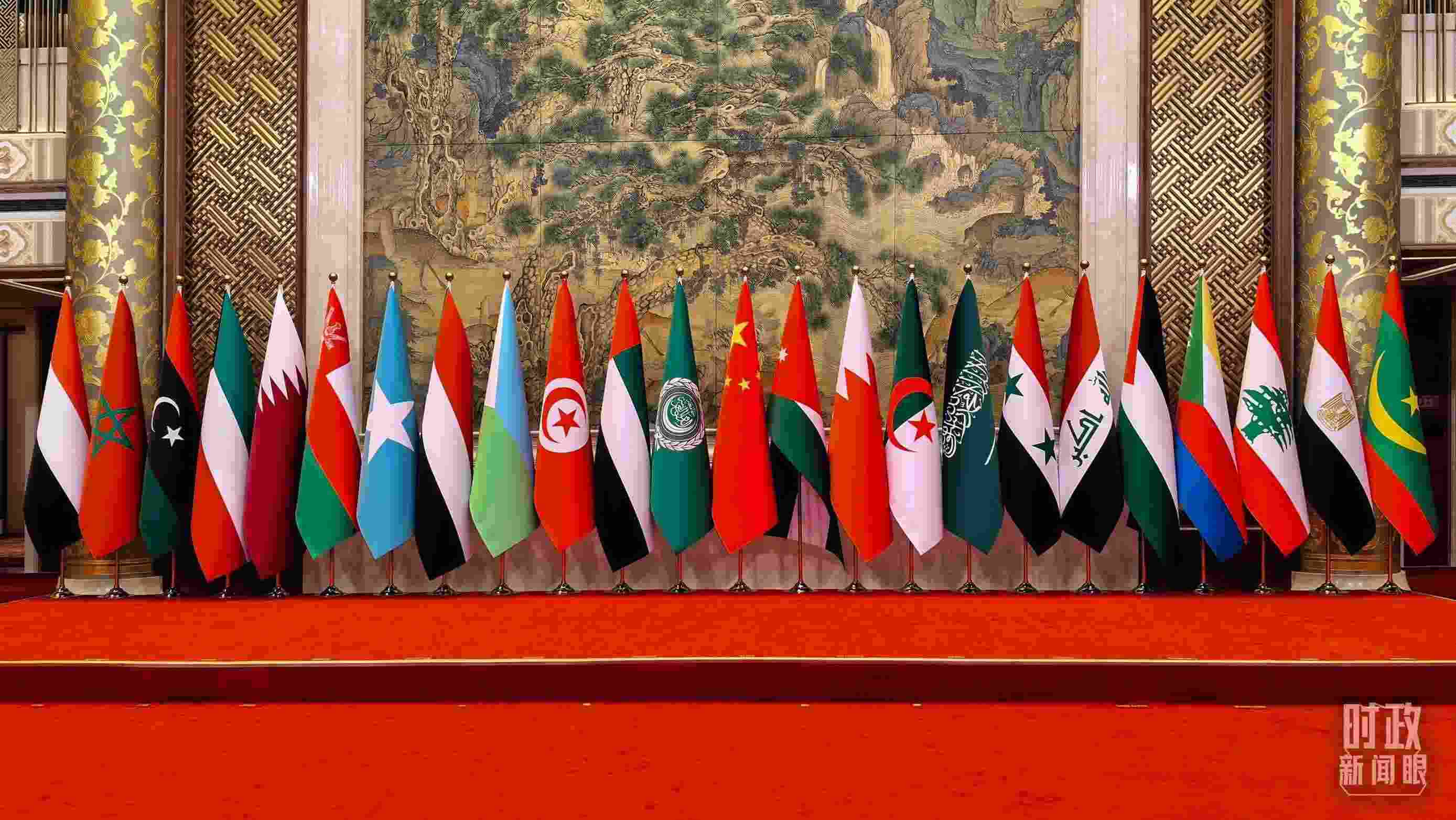 △會(huì)議現(xiàn)場的集體合影區(qū)。（總臺(tái)央廣記者潘毅拍攝）