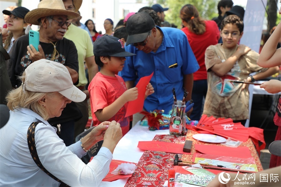 活動現(xiàn)場。人民網(wǎng) 埃內(nèi)斯托·多明戈斯攝