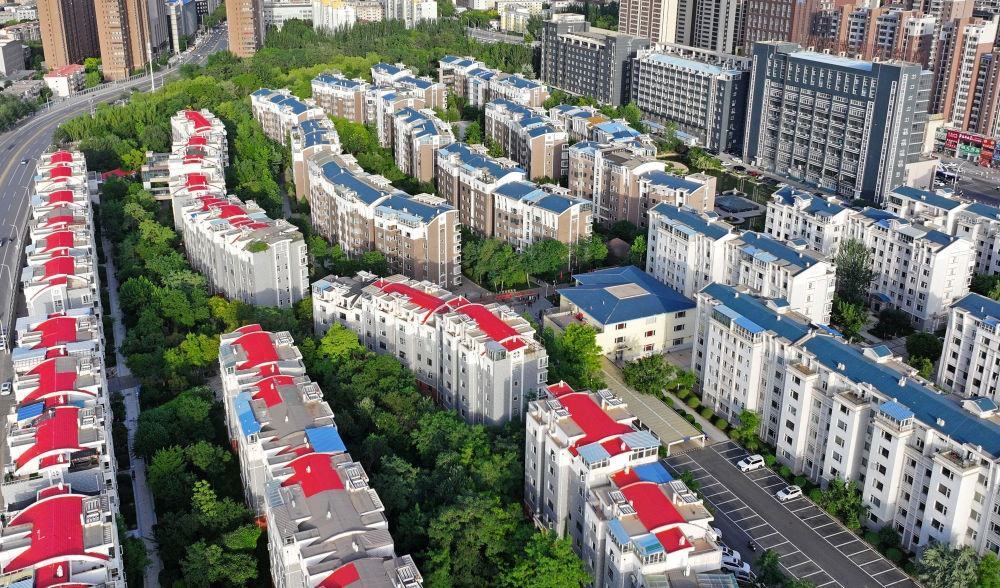 6月19日拍攝的長(zhǎng)城花園社區(qū)（無(wú)人機(jī)照片）。