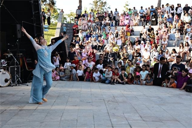 茶文化主題演出場(chǎng)景。拉巴特中國(guó)文化中心供圖