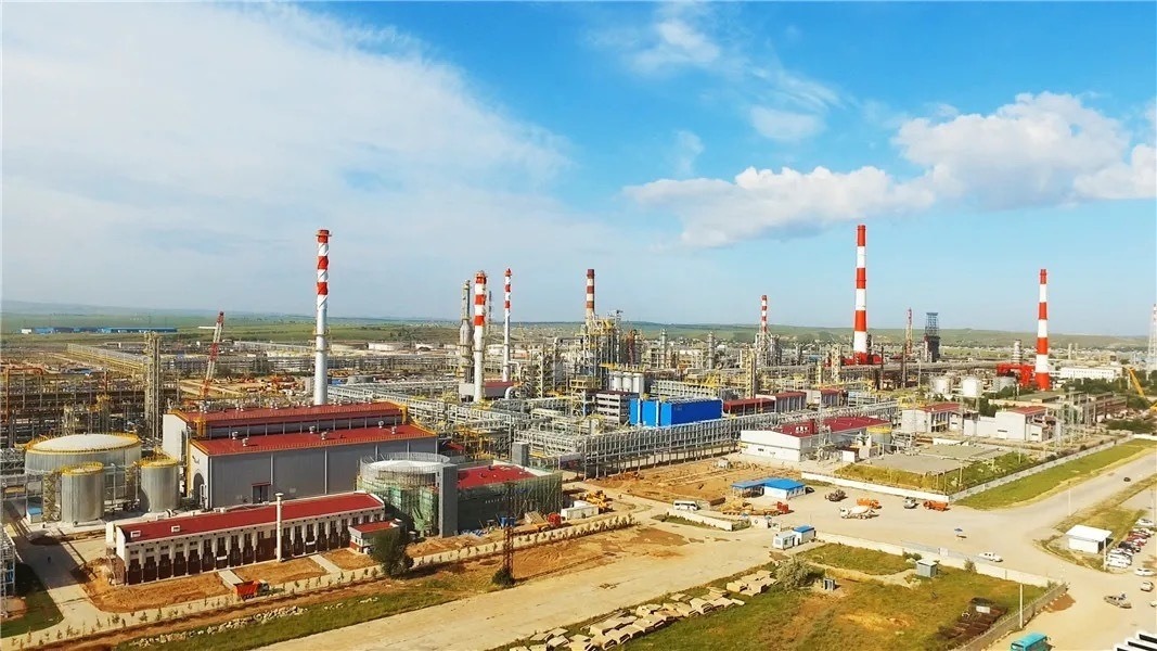 奇姆肯特?zé)捰蛷S完成現(xiàn)代化改造后全景。（圖源：人民網(wǎng)）