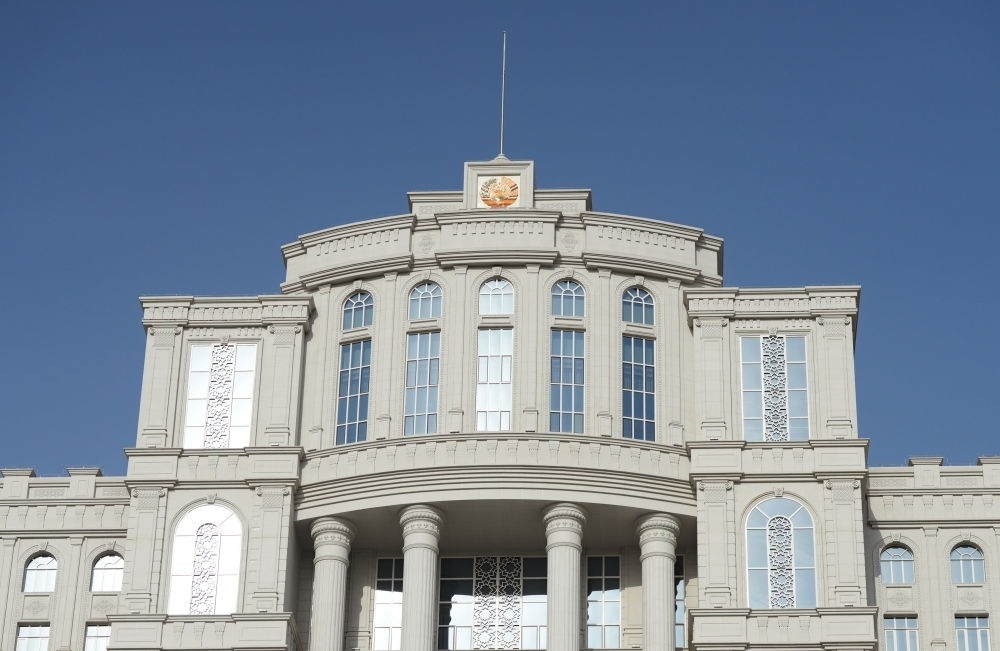 這是在杜尚別拍攝的塔吉克斯坦政府大樓。