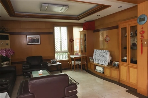 圖為魏來法家的客廳。