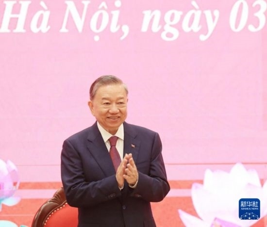 8月3日，在越南河內(nèi)，蘇林出席新聞發(fā)布會(huì)。新華社/越通社