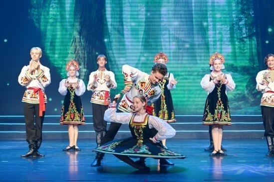 第十屆“歡動(dòng)北京”開(kāi)幕，12國(guó)青少年向未來(lái)問(wèn)好