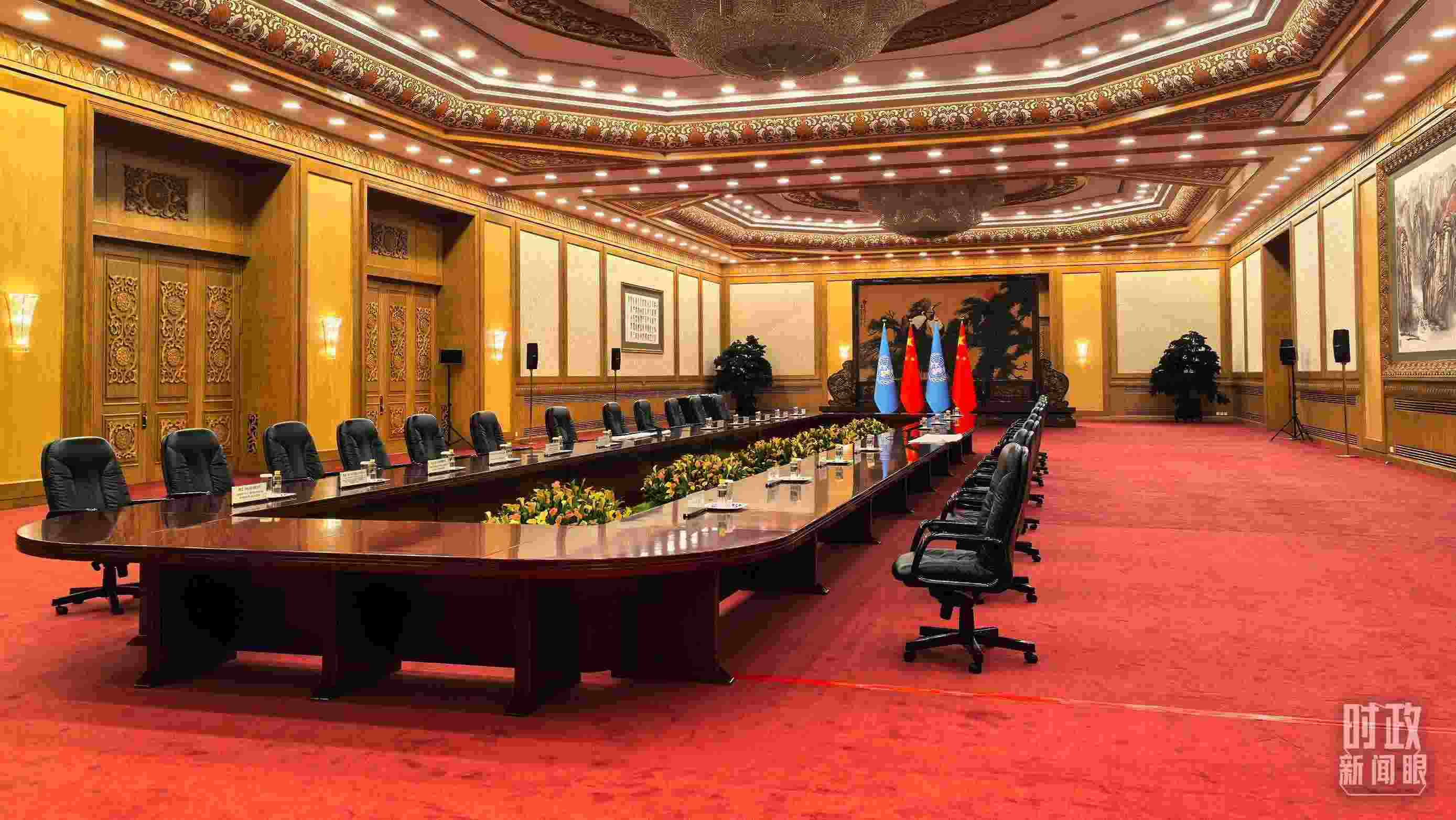  △同聯(lián)合國秘書長古特雷斯的會見會場，這是開始前的場景。（總臺央視記者劉瑞琳拍攝）