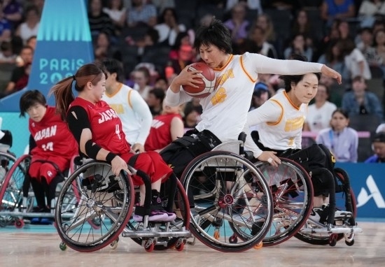 巴黎殘奧會｜“撞車、摔倒，我們都習(xí)慣了”