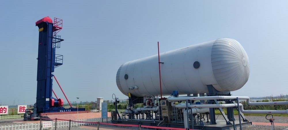 2024年8月30日，勝利油田萊113區(qū)塊CCUS項(xiàng)目現(xiàn)場(chǎng)。新華社記者 陳國(guó)峰 攝