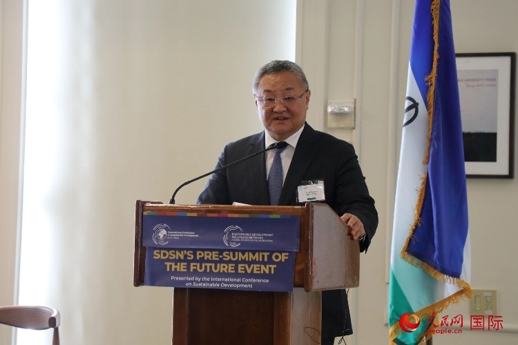 中國常駐聯(lián)合國代表傅聰大使發(fā)表演講。人民網(wǎng)記者 李志偉攝