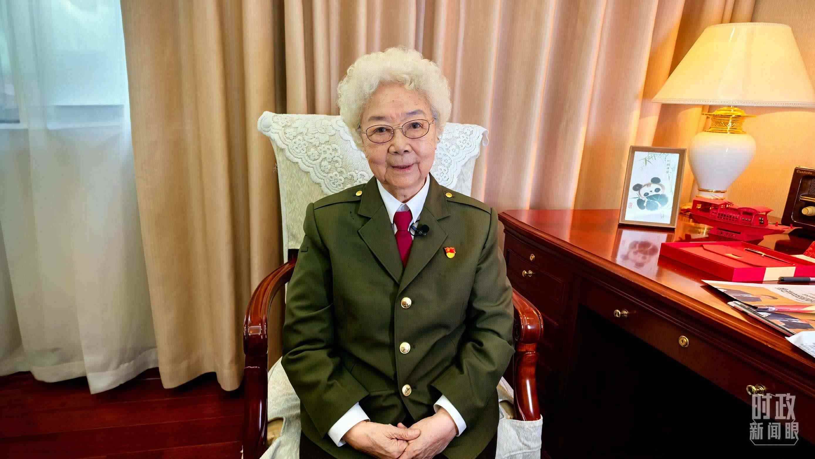 “人民藝術(shù)家”國(guó)家榮譽(yù)稱號(hào)獲得者田華。（總臺(tái)央視記者史偉拍攝）