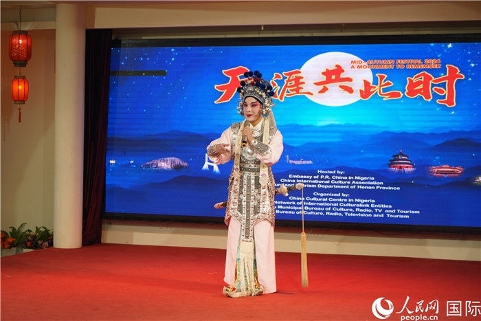 曲劇表演。人民網(wǎng)記者 姜宣攝