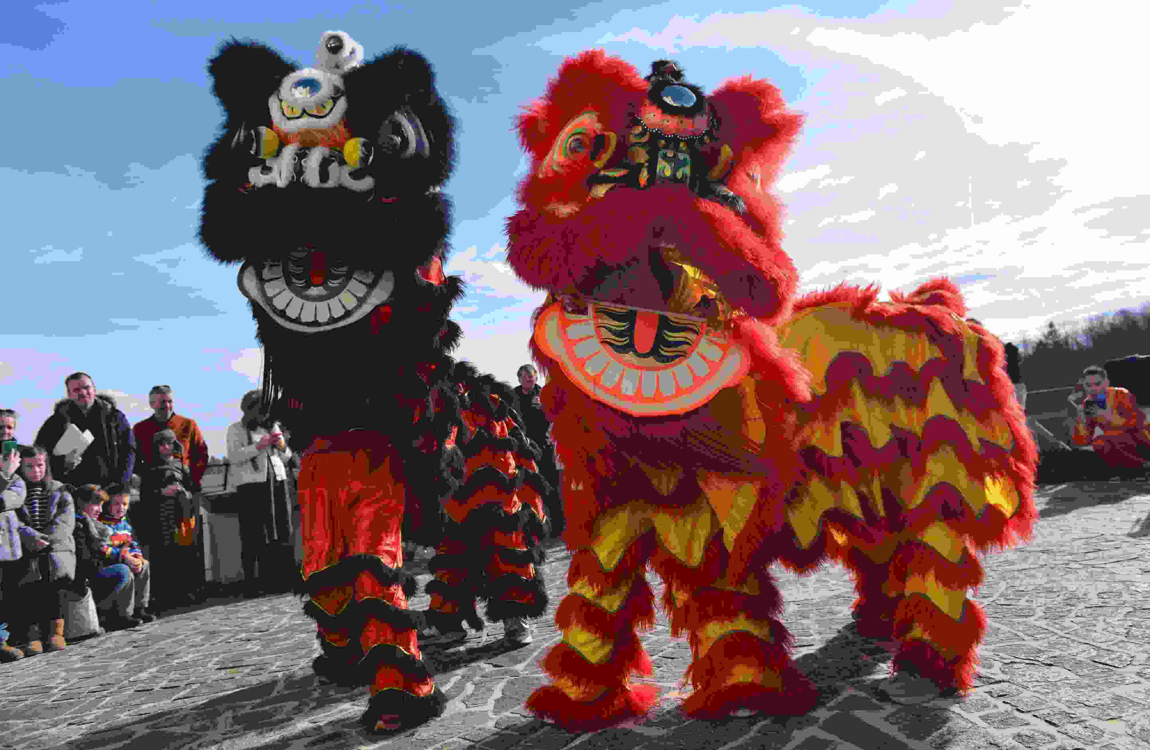 △當(dāng)?shù)貢r間2024年2月4日，克羅地亞克拉皮納，薩格勒布大學(xué)孔子學(xué)院舉辦一系列活動，迎接中國農(nóng)歷龍年春節(jié)。